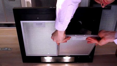 Как да сменим филтъра в кухненска качулка без вентилация?