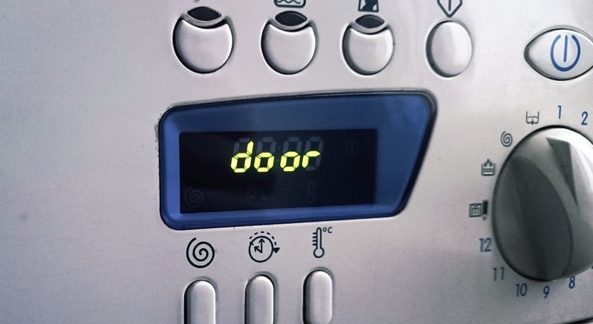 Пералня Samsung - Код на грешка dE, Ed или врата